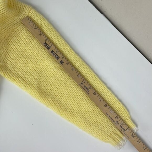 Vtg Rouge by Helium Womens Chunky Yellow V-neck Sweater MEDIUM cozy cottage fall - Picture 10 of 11